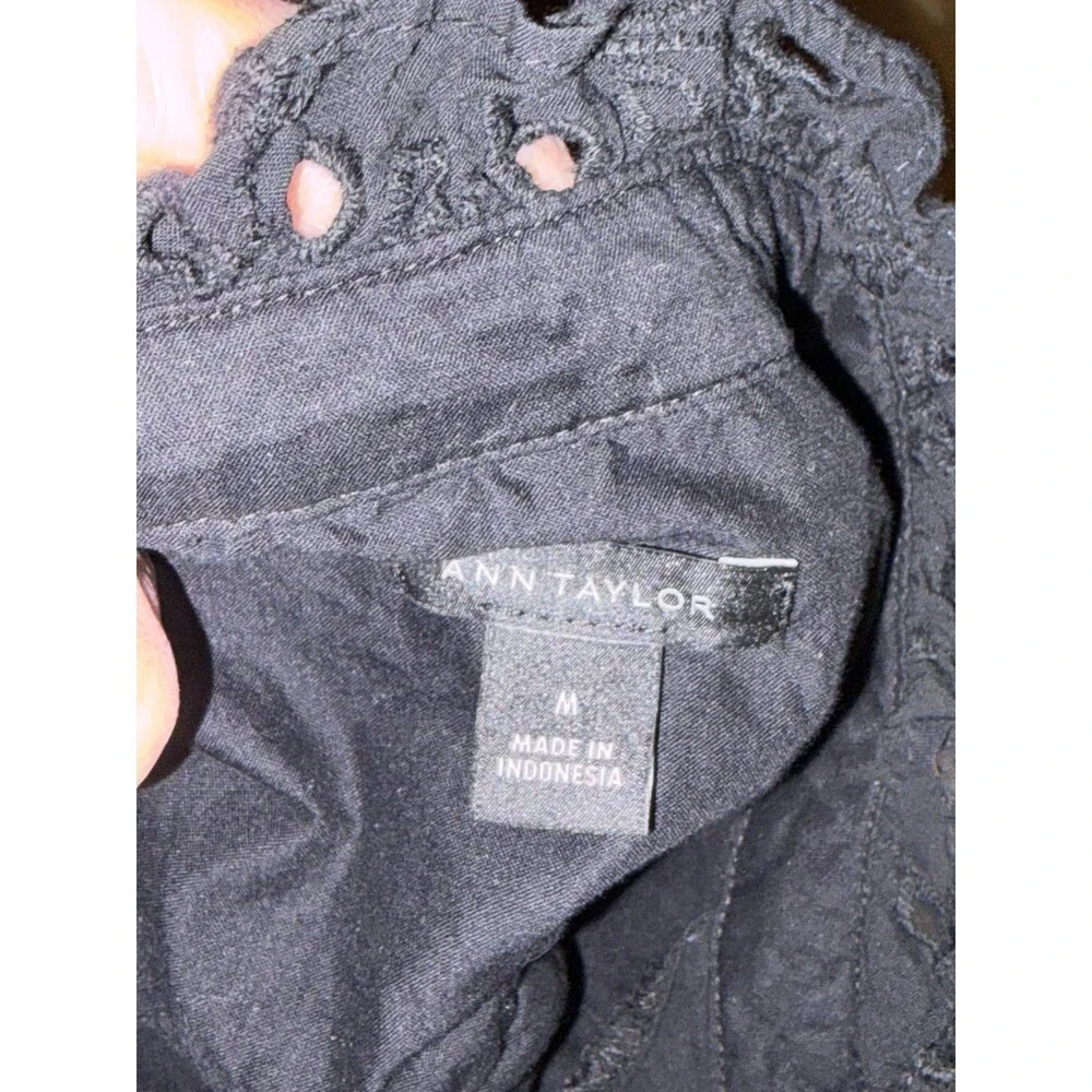 Ann Taylor Black Eyelet Blouse - M - Picture 5 of 5